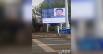 Copertina di Cina, foto e dati personali su megaschermi: così le autorità usano il riconoscimento facciale per punire i pedoni che non attraversano sulle strisce