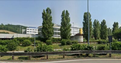 Copertina di Torturarono uno straniero nel pronto soccorso di Sassuolo, condannati due agenti di Polizia