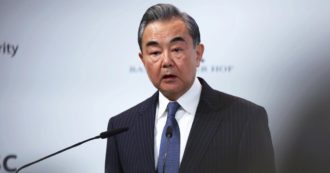 Copertina di Il Dragone: 12 punti e una pace senza traumi per Mosca