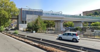 Copertina di Roma, un uomo ucciso a coltellate durante una rissa: paura alla stazione di Valle Aurelia