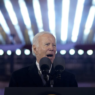 Copertina di Vietato parlare di pace: il Fatto di domani 22 febbraio