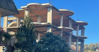Copertina di Le incompiute calabresi finiscono in una tesi di laurea: come ci si può abituare a tanto scempio?