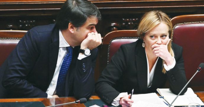 Il Colle fa a pezzi il Milleproroghe: “Cambiate le norme sui  balneari”