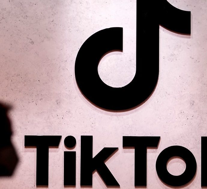 TikTok si dà ai libri, lo scossone potrebbe svegliare l’editoria italiana dal suo torpore