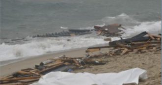 Copertina di Migranti, nel paese degli indifferenti, dopo la strage vedo accendersi una piccola speranza