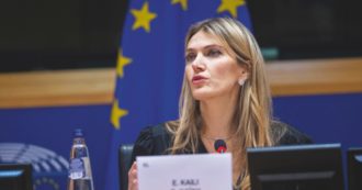 Copertina di Qatar, Eva Kaili al padre: “Temo che Giorgi si pieghi per paura”