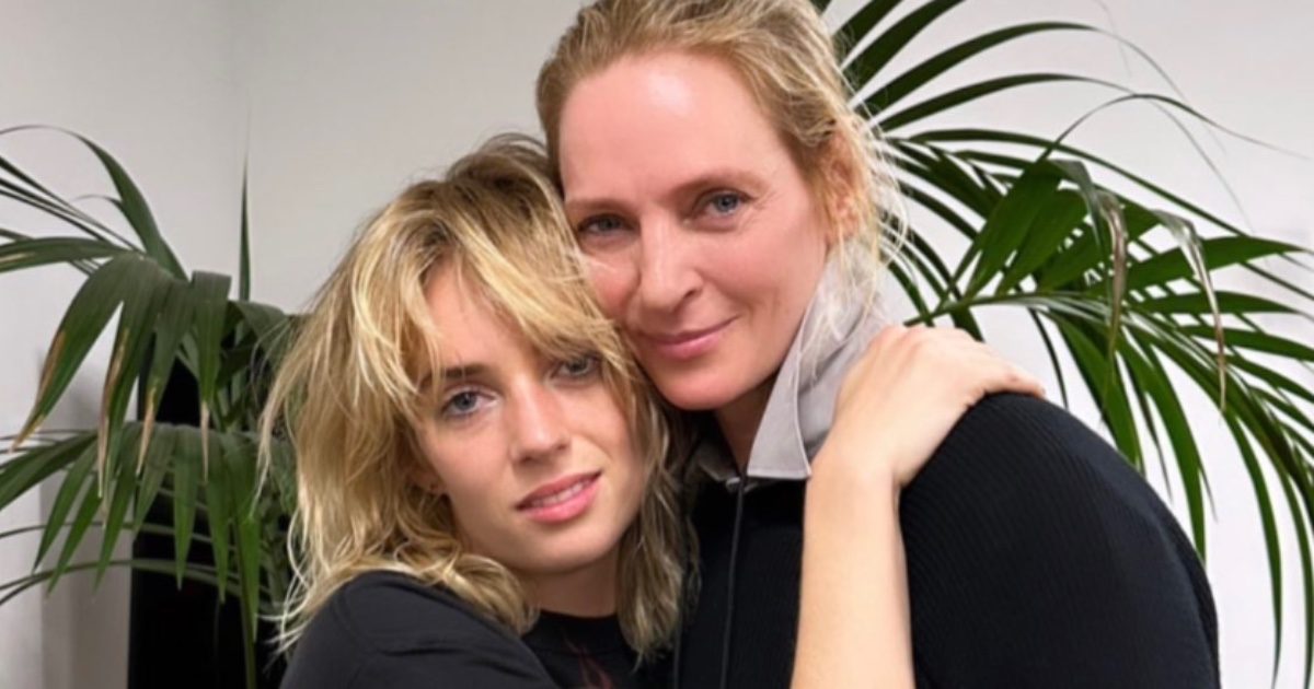 Uma Thurman al concerto della figlia a Milano: “Sta spaccando”