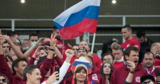 Copertina di Bando alla Russia, la prima crepa nel calcio: che cosa significa la sua presenza a un torneo in Asia