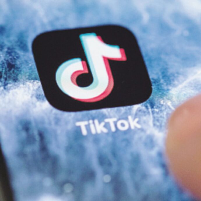 Tiktok, arriva il nuovo blocco per gli utenti minorenni: massimo 60 minuti di utilizzo al giorno, ecco come funziona