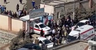 Copertina di Iran, milioni di studentesse a rischio avvelenamento