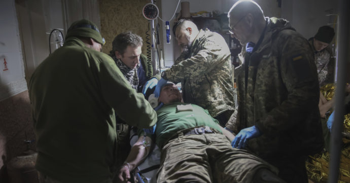 Ucraina, i medici in prima linea nella macelleria di Bakhmut