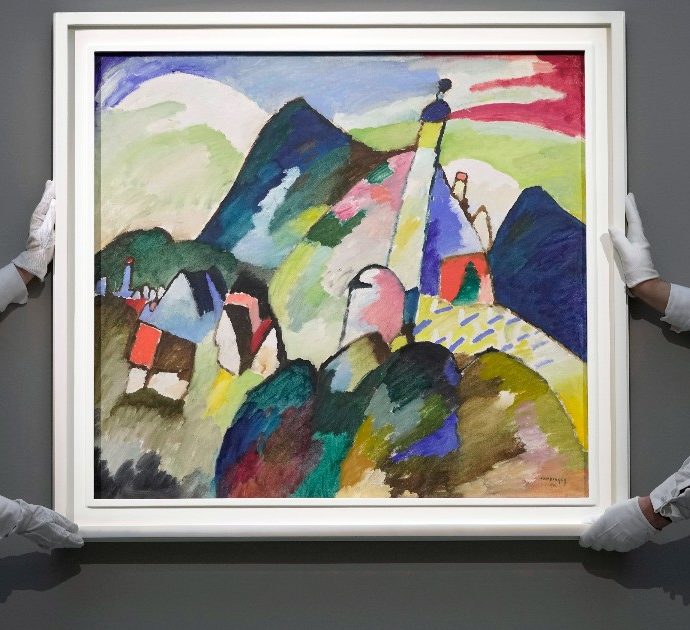 Dal quadro di Picasso appartenuto a Gianni Versace all’opera di Kandinsky trafugata dai nazisti: l’asta di Sotheby’s a Londra è da record