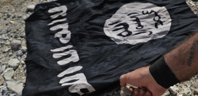 Si indottrinava sul web per arruolarsi con l’Isis in Siria: 24enne fermato a Cesena