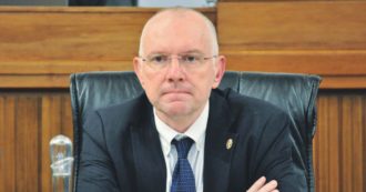 Copertina di Dimenticati  i voti mafiosi,  la Vallée elegge  il presidente