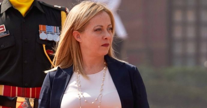 Meloni teme i sondaggi: “Non parliamo di guerra”