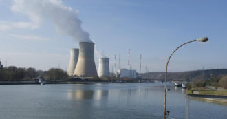 Copertina di Germania, stop alle ultime centrali nucleari. Ma il governo litiga: i liberali premono per continuare a studiare “tecnologie sicure”
