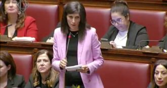 Copertina di 8 marzo, il discorso di Chiara Appendino (M5s) alla Camera su diritti e parità di genere: “Vi racconto due storie, l’Italia ideale e l’Italia reale”