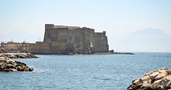 Napoli: Castel dell’Ovo ancora chiuso, questa volta “fino a data da destinarsi”
