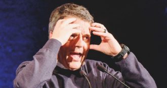 Copertina di Open Renzi show. “Quaderno rosso contro toga rossa”