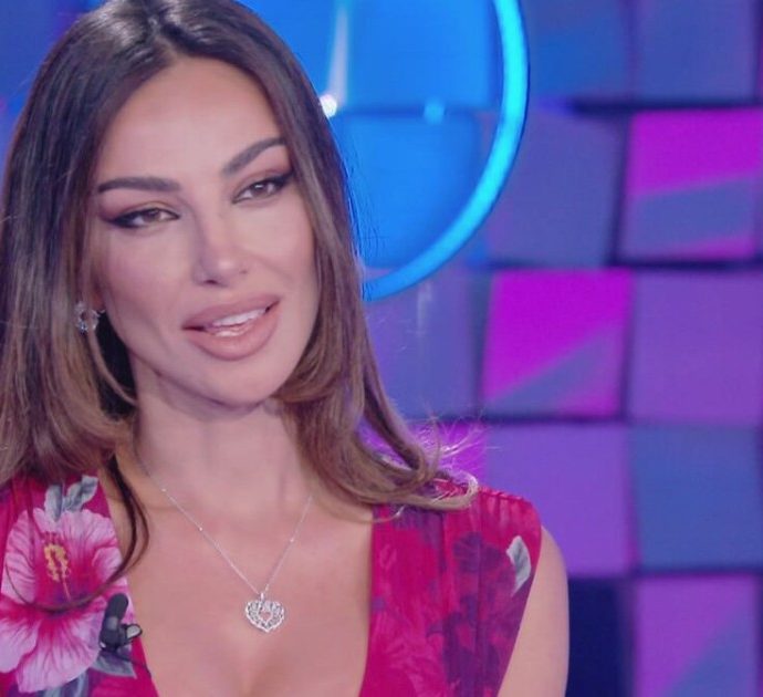 Verissimo, lo sfogo di Madalina Ghenea: “Vittima di stalking per più di sei anni. Ho ricevuto minacce di morte”