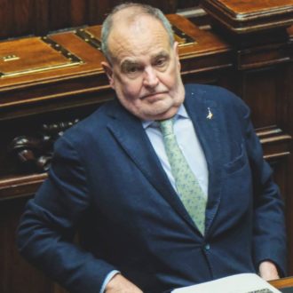 Copertina di Le Regioni chiedono più eletti e assessori. E il governo ci lavora