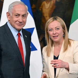 Copertina di Netanyahu in crisi visita Meloni per farsi “riconoscere”