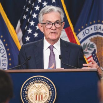 Copertina di La visione miope di Fed e Bce: solo più disoccupazione può fermare l’inflazione