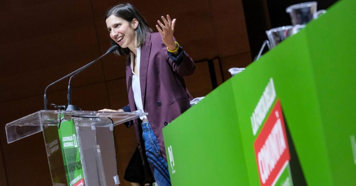 Pd, inizia l’era Schlein: i temi del primo discorso. “Esplorare i terreni comuni con le opposizioni. Faremo barricate su salario minimo e sanità pubblica”