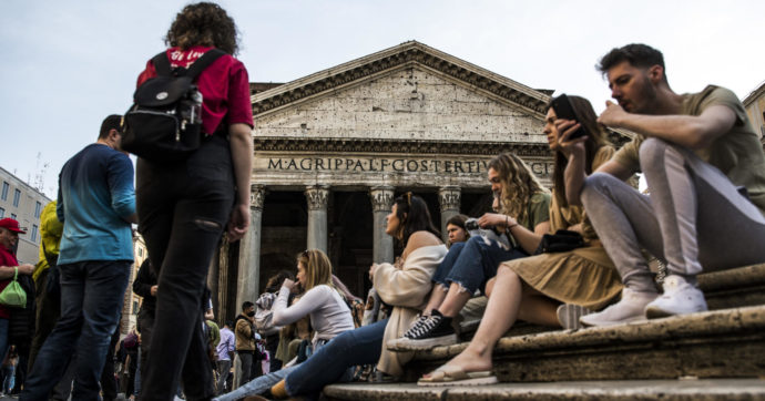 Il Pantheon di Roma diventa a pagamento: 5 euro per entrare