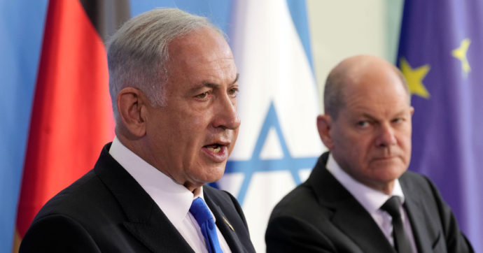 Israele, Scholz a Netanyahu: “Preoccupati per riforma giustizia, la monitoriamo da vicino”. Ma il premier rifiuta la mediazione di Herzog