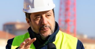 Il ponte sullo Stretto? “Per me non sta neanche in piedi”: la metamorfosi di Salvini dal “no” del 2016 a “sarà l’opera più green del mondo”