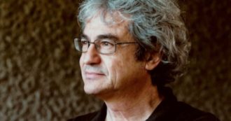 Copertina di Carlo Rovelli: “In Ucraina si picchiano due maschioni di periferia”