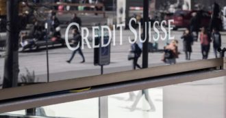 Copertina di Credit Suisse e gli 890 conti nazisti “sconosciuti”, la commissione del Senato Usa: “Era denaro sottratto agli ebrei”