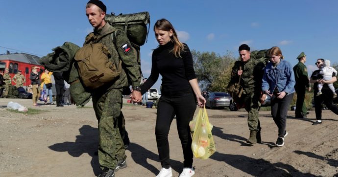 I “renitenti” russi chiedono asilo, ma l’Immigrazione li rispedisce a casa