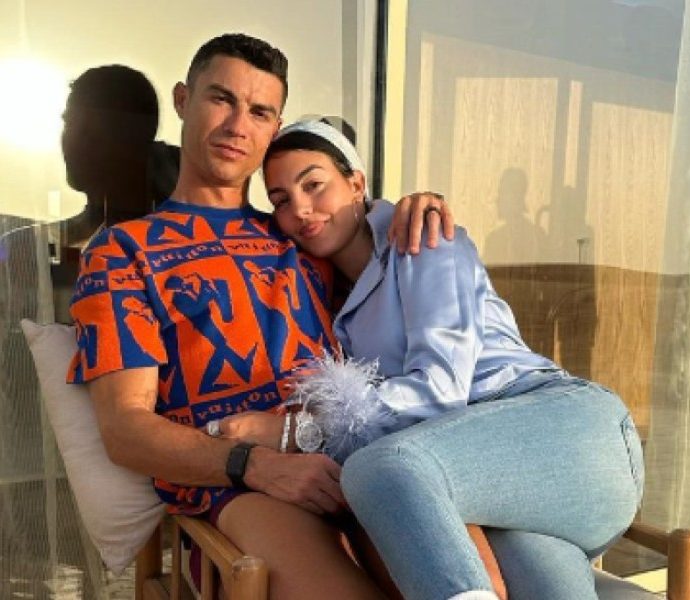 Georgina Rodriguez e Cristiano Ronaldo, la rivelazione choc ad un anno dalla morte del figlio: “Prima ci sono stati tre aborti spontanei”