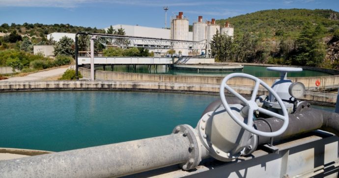 Forza Italia ritira l’emendamento al dl Ambiente che apre alla privatizzazione dell’acqua. Ma sarà ripresentato in manovra