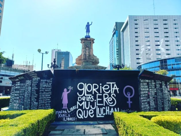 Messico, i movimenti femministi rispondono in maniera potente al machismo: ora le donne ‘non chiedono permesso’