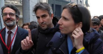 Copertina di Niente domande per Elly Schlein: durante le manifestazioni di sabato e martedì a Milano è stato impossibile intervistarla