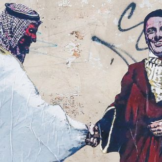 Copertina di Caso Renzi. Pd&Azione s’indignavano: “Vietare i  soldi dall’estero”