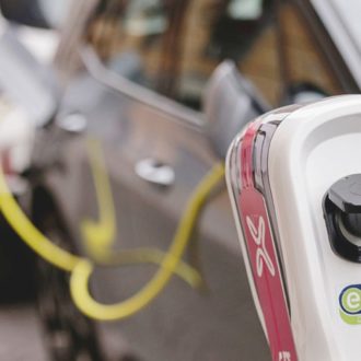 Copertina di Solo Suv o macchinoni: comprare un’utilitaria elettrica è una gimkana