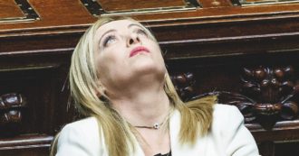 Copertina di Il governo va a caccia di soldi tra i pensionati e i poveri: che fine ha fatto la destra sociale?