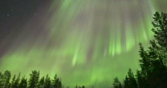 Copertina di L’aurora boreale lascia senza fiato: le spettacolari immagini dalla capitale della Lapponia – Video