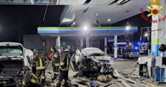 Copertina di Esplode bombola di metano in un distributore a Borgo Panigale: automobilista ferito gravemente