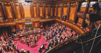 Copertina di Battaglia per i seggi. La destra ora  vuole ripescare Gentile