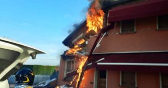 Copertina di Padova, esplosione e incendio in appartamento: due bimbi e il papà feriti, la mamma è morta