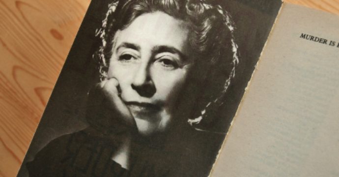 I libri di Agatha Christie riscritti per essere adattati alla “sensibilità moderna”: via “insulti e riferimenti etnici”