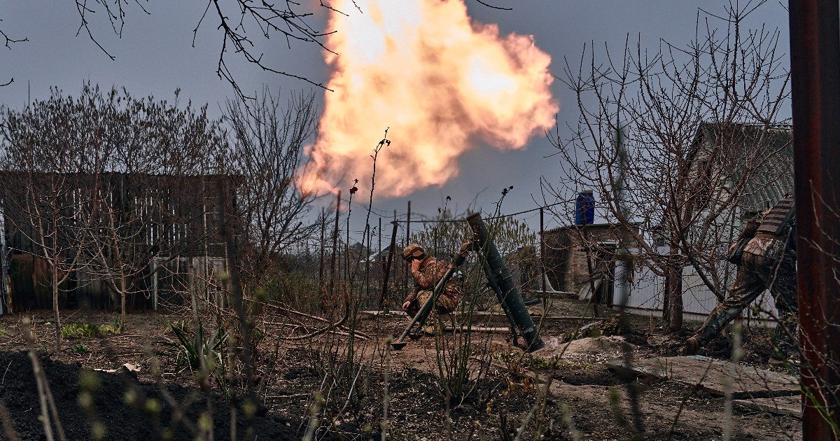 Ucrania Vive – Zelensky en Zaporizhia: “No hay seguridad nuclear sin la retirada de los rusos”.  Putin envía bombas tácticas a Minsk