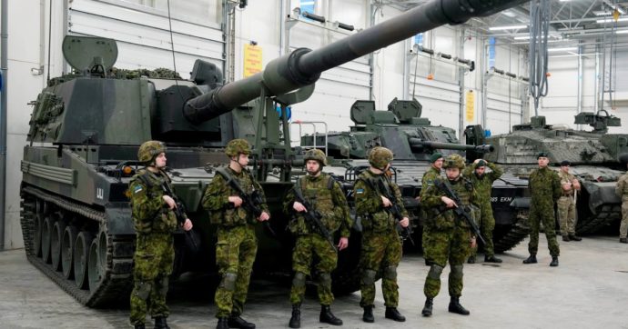 Armi vecchie pagate per nuove: l’Estonia abusa del fondo Ue