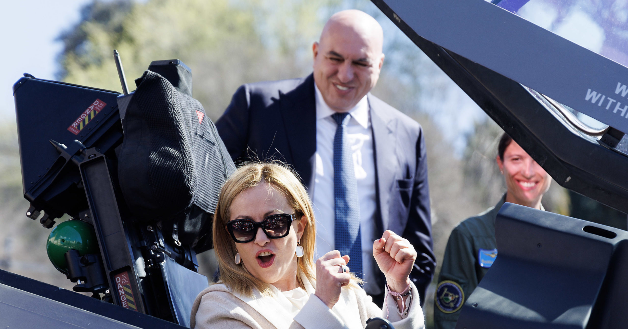 “Niente truppe al fronte, ma l’Italia è disponibile a sminare l’Ucraina”: l’ipotesi di Palazzo Chigi “Niente truppe al fronte, ma l’Italia è disponibile a sminare l’Ucraina”: l’ipotesi di Palazzo Chigi