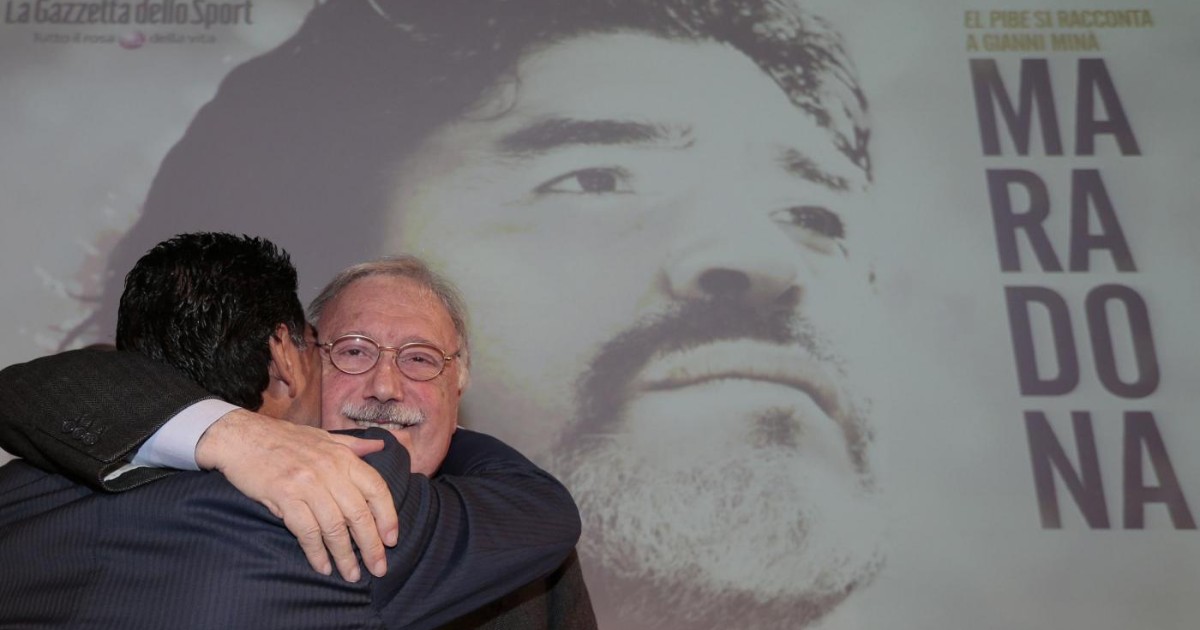 Gianni Minà e quella storica intervista a Maradona con lo sfondo sull’Italsider di Bagnoli